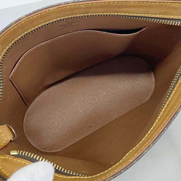 LOUIS VUITTON Brown Monogram Shoulder Bag - Picture 4 of 12